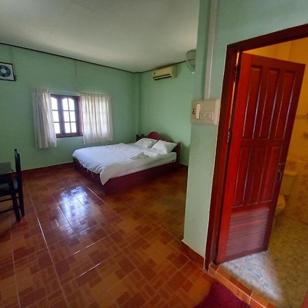 วังเวียง ฟรีดอม วิว Hotel ภายนอก รูปภาพ