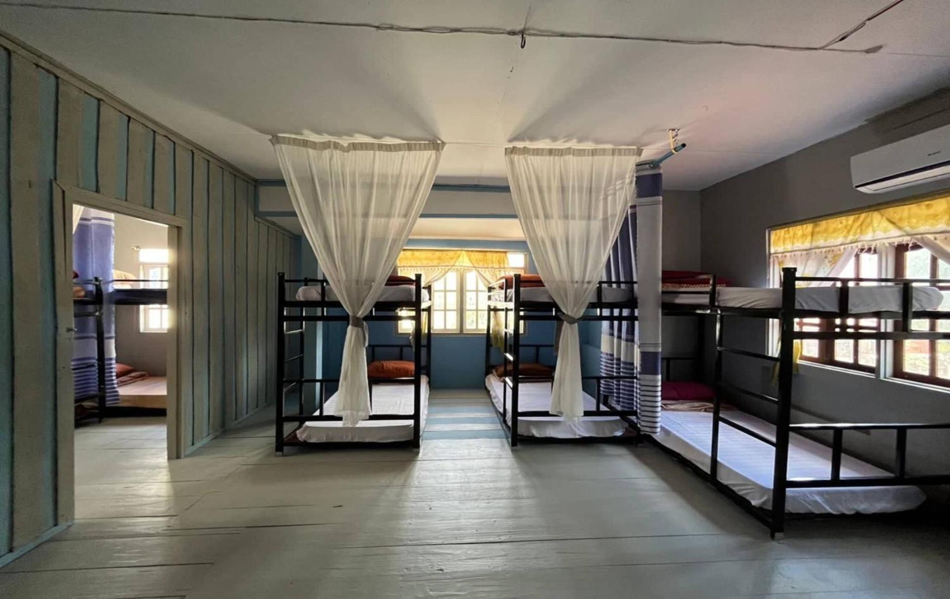 วังเวียง ฟรีดอม วิว Hotel ภายนอก รูปภาพ
